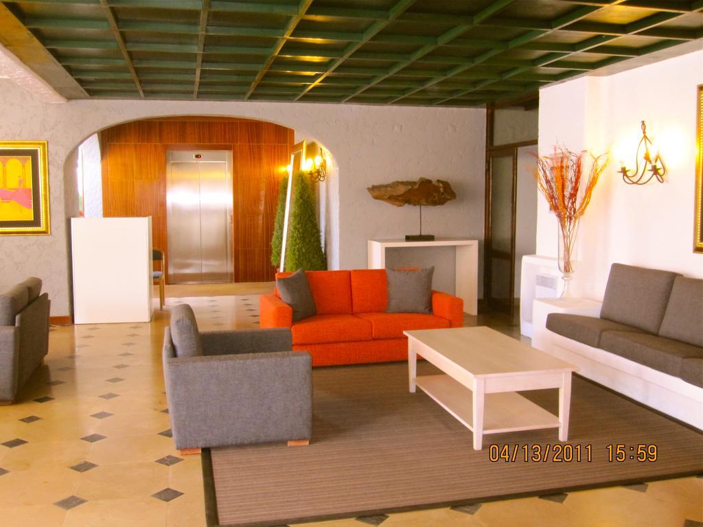 Solar De Sao Joao Aparthotel อัลบูเฟรา ภายนอก รูปภาพ