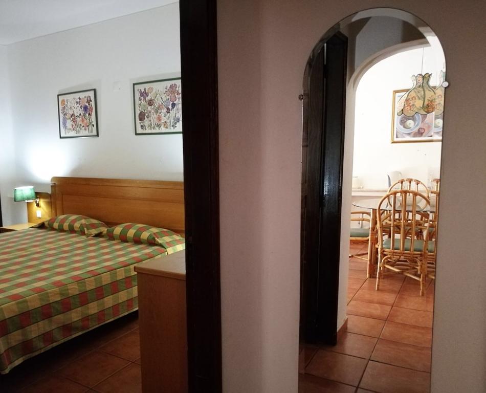 Solar De Sao Joao Aparthotel อัลบูเฟรา ภายนอก รูปภาพ