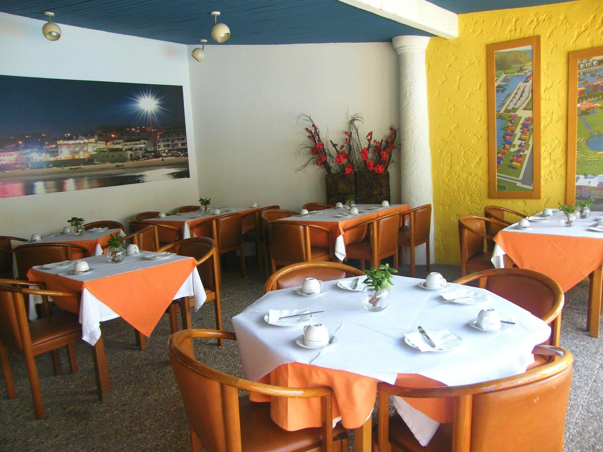 Solar De Sao Joao Aparthotel อัลบูเฟรา ภายนอก รูปภาพ